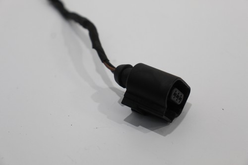 Skoda Yeti 5L 3 Pin Wiring Connector and Short Length of Wire 8K0973703 - Picture 3 of 13