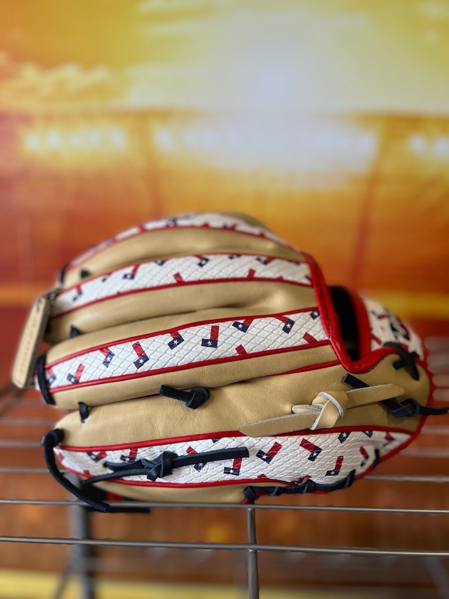 2024 Wilson A2000 Texas Limited Edition Fielding Glove 11.5