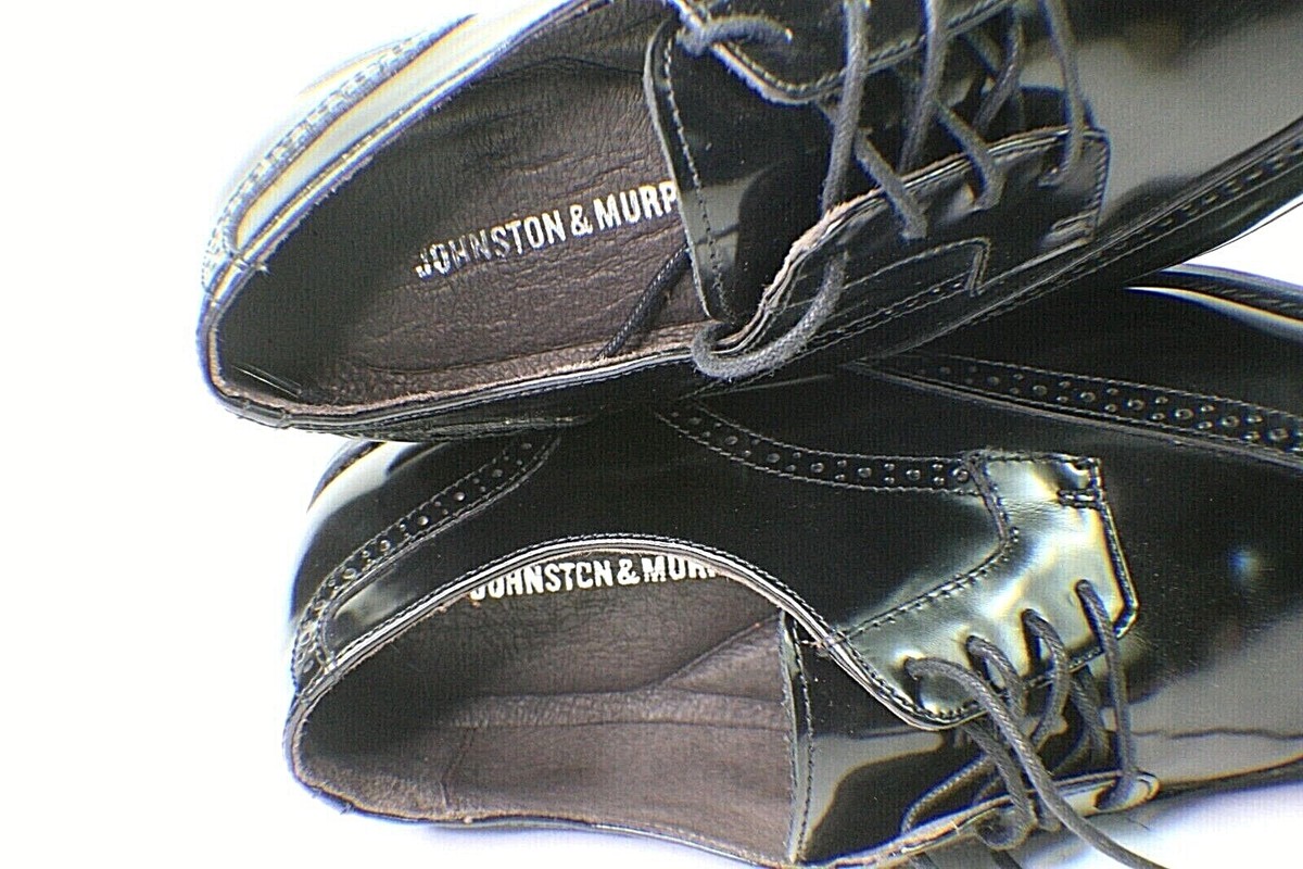 Johnston & Murphy Men display picture 2