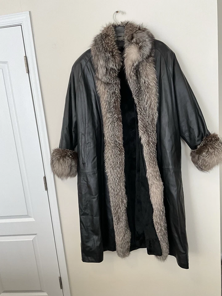 Abrigo largo de cuero genuino y piel ver medidas - Tarnopols Foto 2 de 4