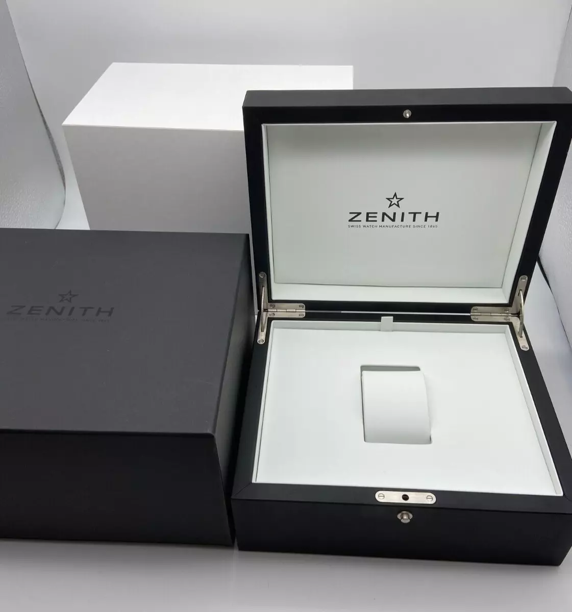Zenith 2025 watch box