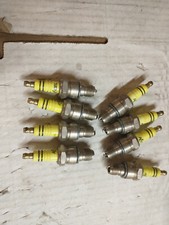 472 Cadillac Accel Spark Plugs 1968 Only Set Of 8 Yellow Jacket