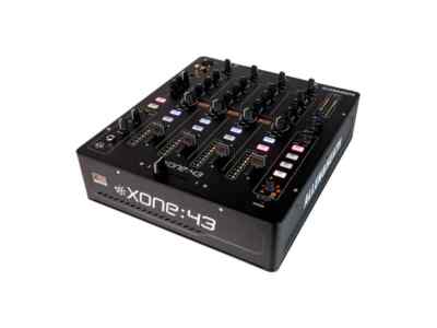 Allen & Heath XONE:43 analoger 4-Kanal Mixer