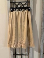 Vintage Van Raalte Half Slip Beige 1950  s Size Medium Lace