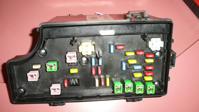 11-14 CHRYSLER 200 AVENGER TIPM INTEGRATED POWER MODULE FUSE BOX