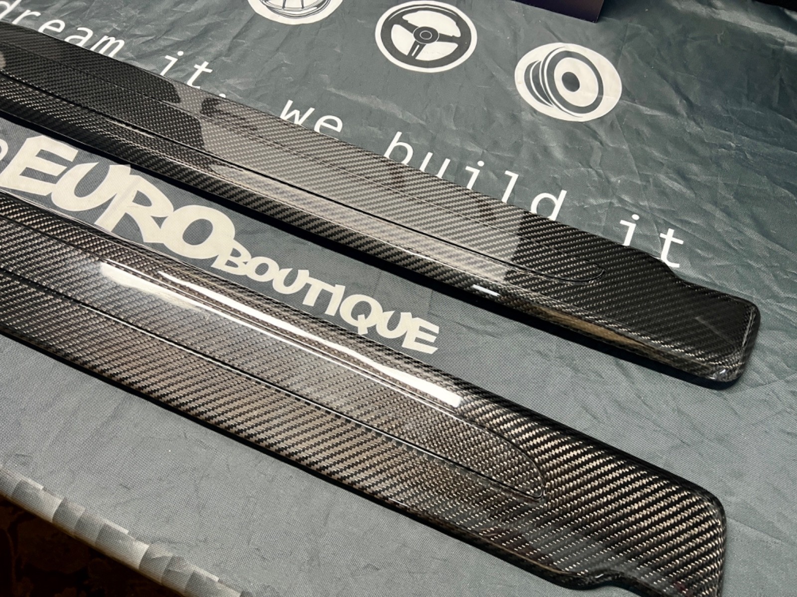 Audi R8 100% Carbon Fiber Outer Door Sills Guard for Gen 1 R8