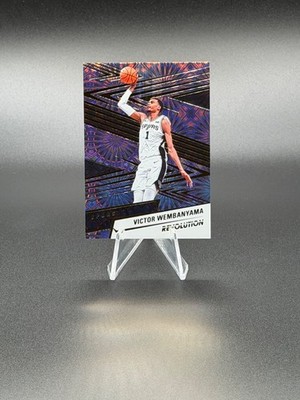 VICTOR WEMBANYAMA 2024-25 Panini Revolution #79 Fireworks 069/149
