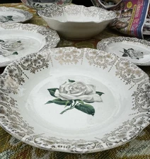 1950 Homer Laughlin Windsor Rose Royal Dinner Set Lacy 22k Gold Filigree Rim