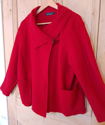 Cut Loose Size M Oversized Felted Wool A-Line Coat Cape Style Red Toggle Button