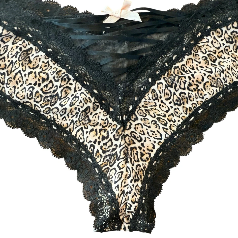 Трусики Victoria's Secret нахальные размер маленький леопардовый принт кружевная отделка высокий вырез - Изображение 2 из 3