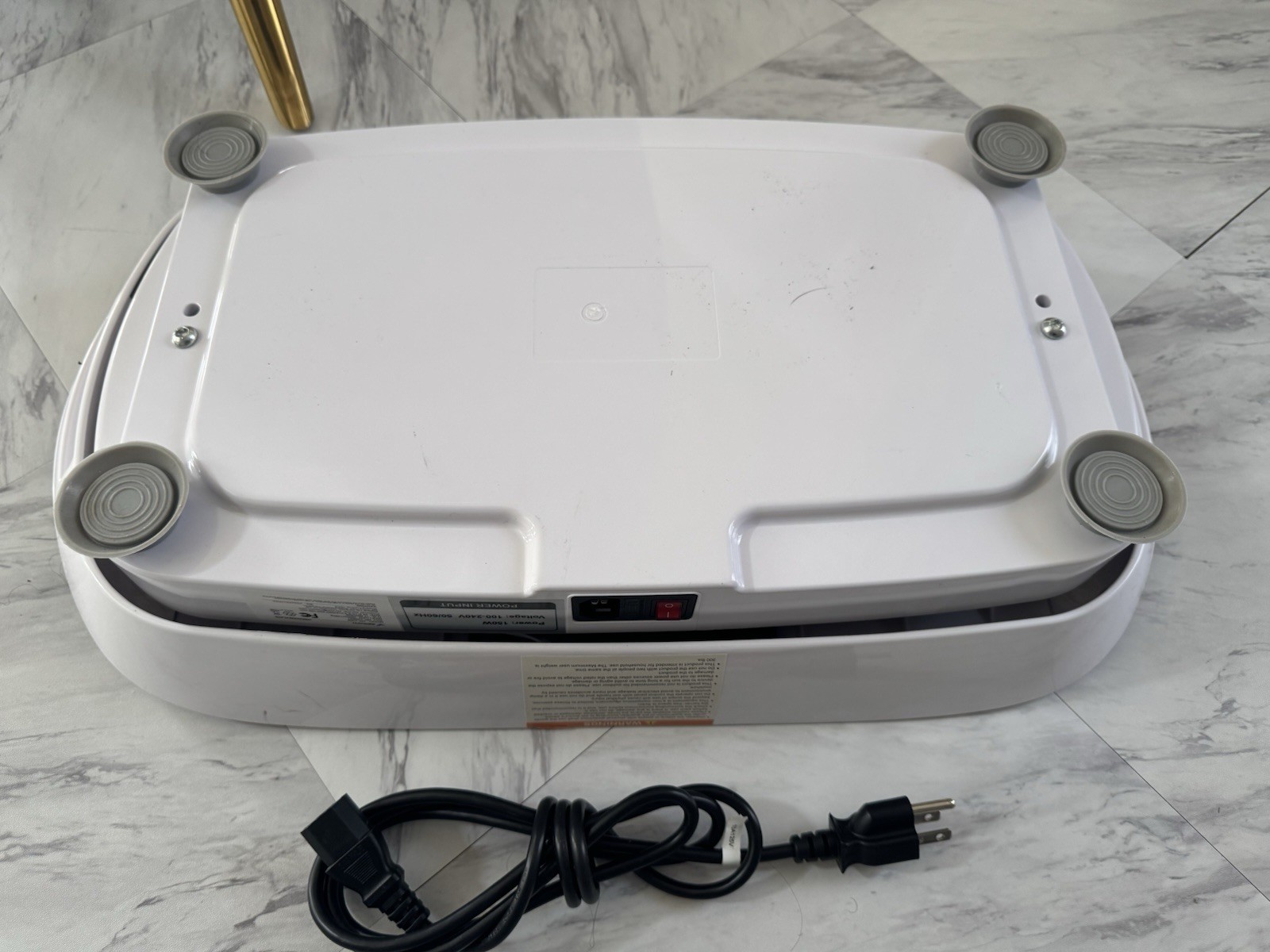 MERACH MR-2398 Vibration Plate Exercise Machine - Tested & Works