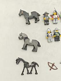 Lego Castle Knights Bundle Bundle Figures Kingdoms Fantasy Castle Horses 7946