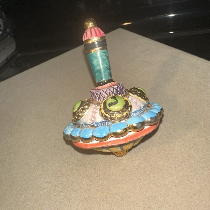 DREIDEL GLAZED CERAMIC ~ HAND PAINTED ~ HANDMADE ~ ARTIST SIGNED ~ MINT COND. ~