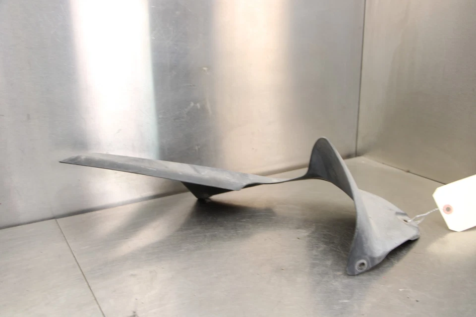 09-10 KAWASAKI ER-6N ER6 RUEDA TRASERA NEUMÁTICO ABRAZADOR GUARDABARROS Foto 3 de 4