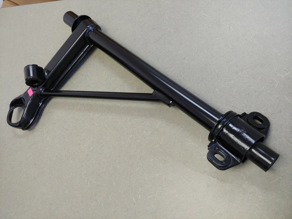 NICE USED ORIGINAL GENUINE PORSCHE 911 912E RIGHT FRONT LOWER CONTROL ARM 9 - Image 4 of 4