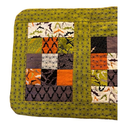 Vintage Halloween Handmade Patchwork Quilted Table Runner 24” x 13” Autumn Fall - Picture 3 of 10