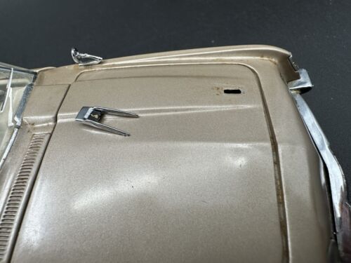 1963 Studebaker Avanti Franklin Mint 1/24 Scale Diecast Car - Picture 13 of 22