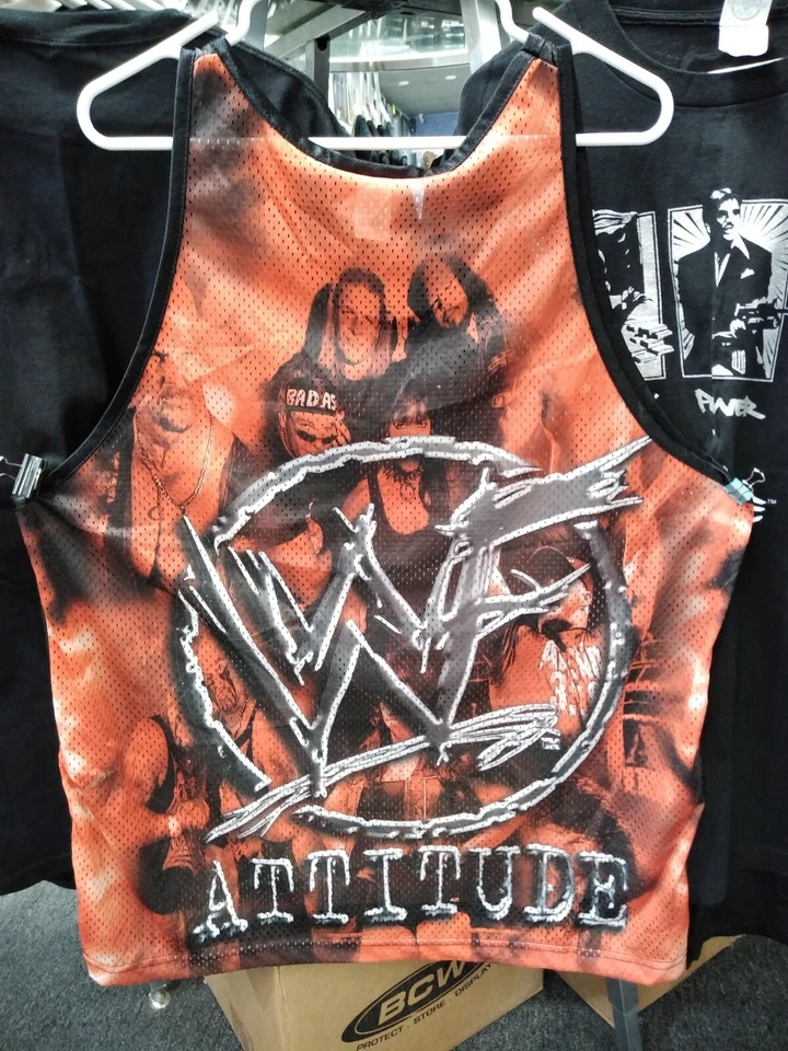 Camisa de basquete WWF 1999 vintage The Rock/DX estampa GG por toda parte WWE - Imagem 3 de 3