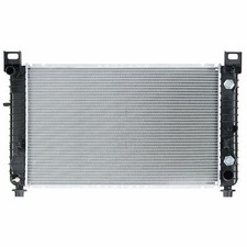 Radiator Fit for Silverado Suburban Sierra Tahoe Yukon 4.8 5.3 V8 28" Wide Core
