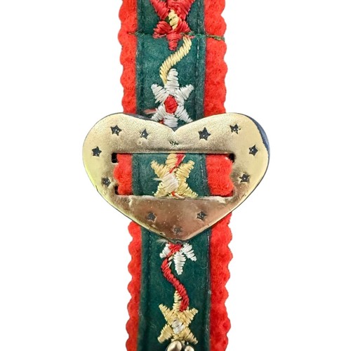 Vtg Italian Souvenir Cowbell – Campiglio 1550m – Floral Painted w/ Alpine Strap - Picture 6 of 10