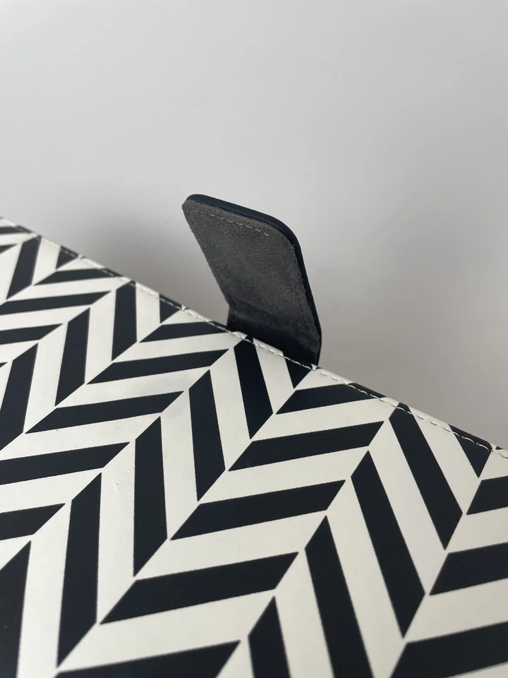 BLACKWEB Universal Tablet Case Fits Most 9-10" Tablets (Zebra) Magnetic Closure - Image 3 of 4