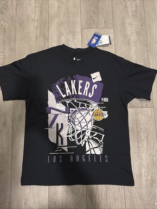 Black Los Angeles Lakers T-shirt Size M