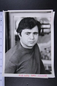 Six 1975 BARETTA Type 1 TV Press Photos~ROBERT BLAKE~ (id3553)
