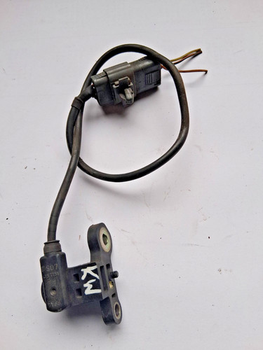 Mazda 626 V GF 97 - 02  Kurbelwellensensor J5T151  mit Stecker