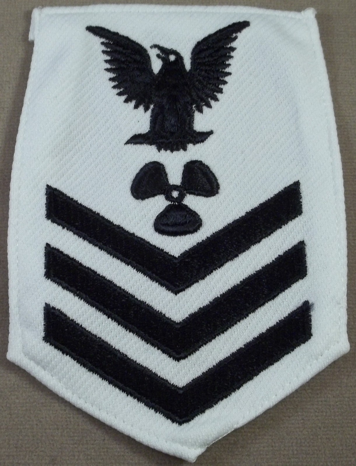 Picture 1 of 1