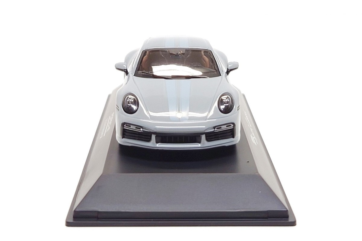 Spark 1:43 Porsche 911 Sport Classic (992) in Sport Grey Met