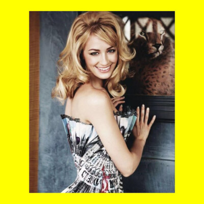 Beth Behrs #D1Z829 - 8x10 Photo Printed at a Lab