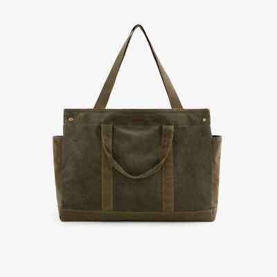 AIMÉ LEON DORE オリーブグリーン ショルダーバッグ Aime Leon Dore Nylon Duffle Bag Color: Olive Measurements: 21.25