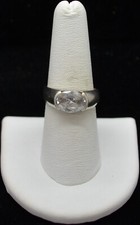 Sterling Silver Pretty Clear Gem Ring SZ 7.75 FMV325