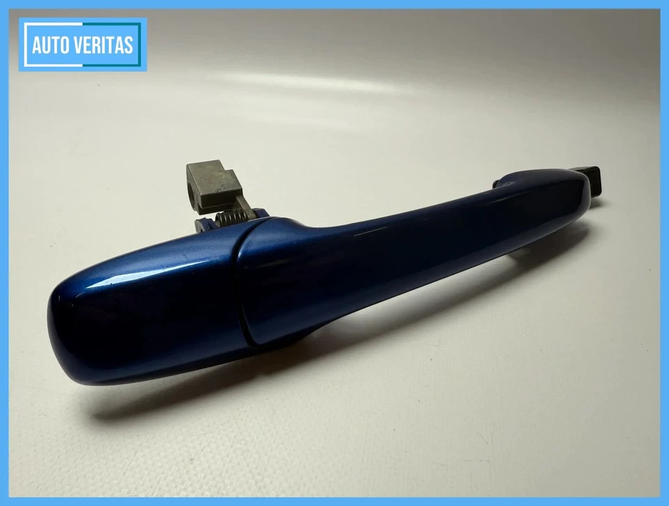 Original Mazda 6 door handle right front blue GJ6L - Image 4 of 4