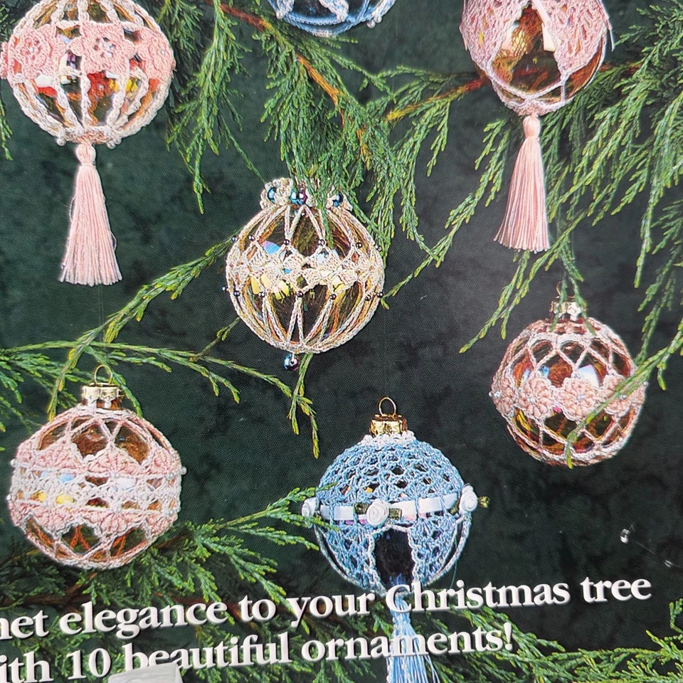 Livros com padrões de ornamentos de crochê: designs elegantes e pomanderes - Imagem 3 de 4