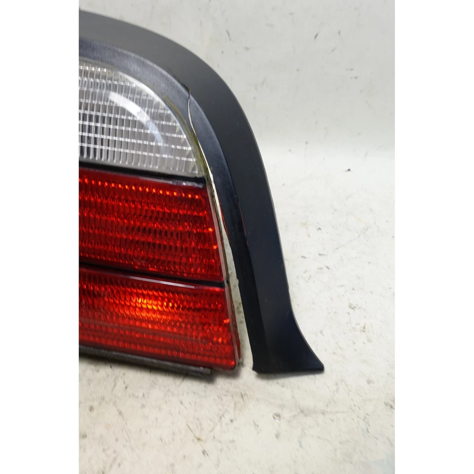 Luz trasera izquierda para conductor BMW E36 1992-1999 serie 3 dañada 2 puertas OEM Foto 3 de 4