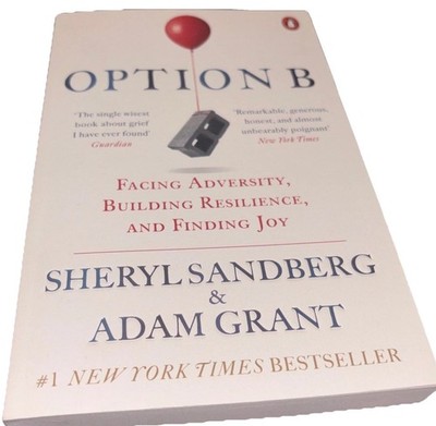 Option B by Sheryl Sandberg & Adam Grant New (Paperback Book) Uk Seller Free pp