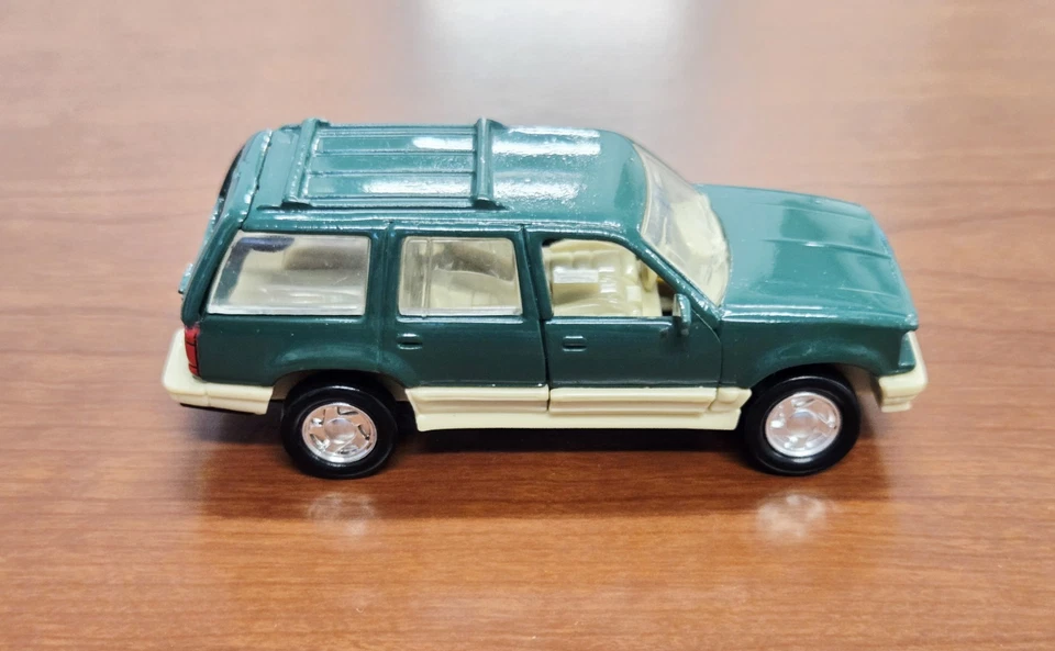 1994 Road Champs Ford Truck Series Ford Explorer Die Cast Metal 1/43 Scale - Image 4 of 4