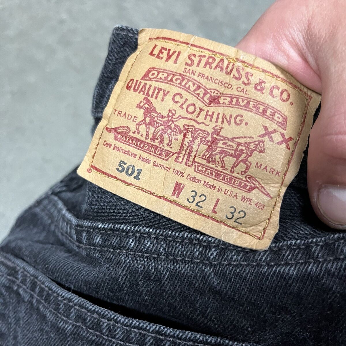 Vintage 90s Levi's 501 Made In USA Denim Jeans Black Measure Vintage 90s Levi's 501 Made In USA Denim Jeans Black Measure
