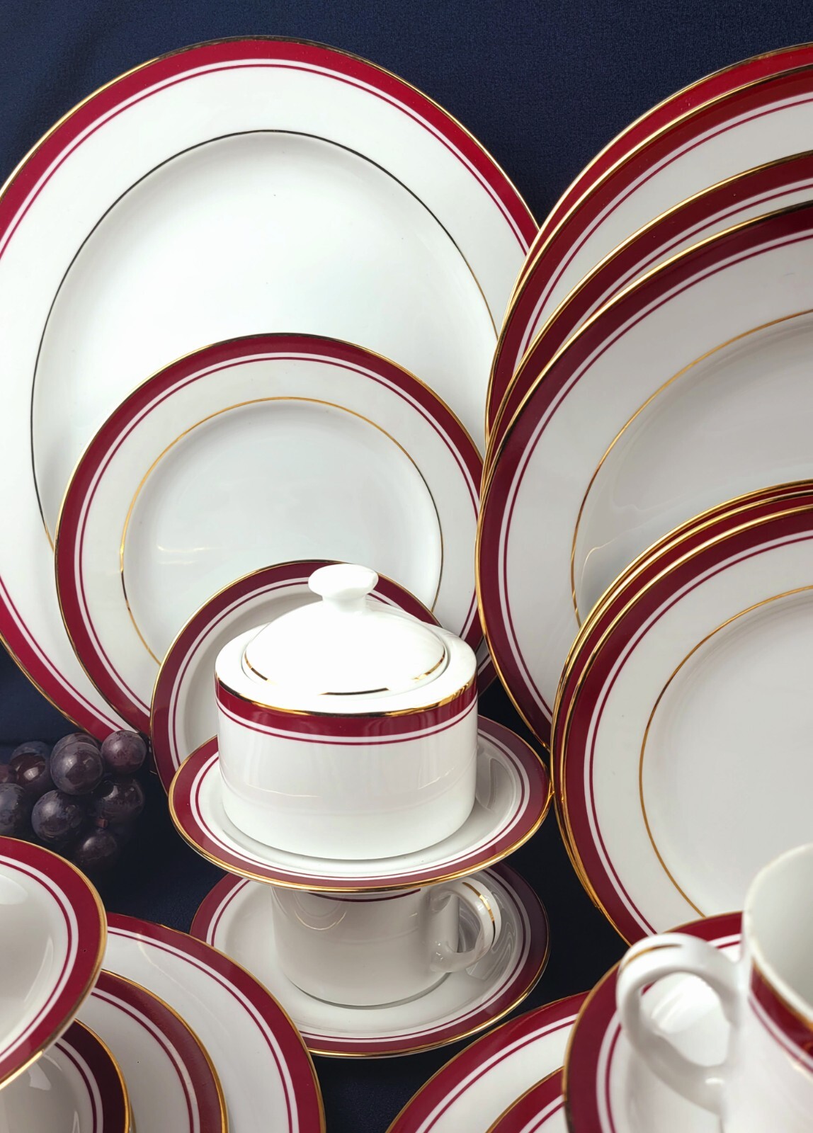 "Classics Burgundy" by Philip Kingsley - Service for 8 & Hostess Pieces - 36 pcs