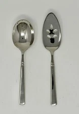 Oneida Easton 2 Piece Pie Server and Casserole Spoon Quality 18/10 Stainless