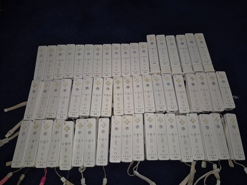56 x Official Nintendo Wii Remotes Job Lot Spares Repairs Untested