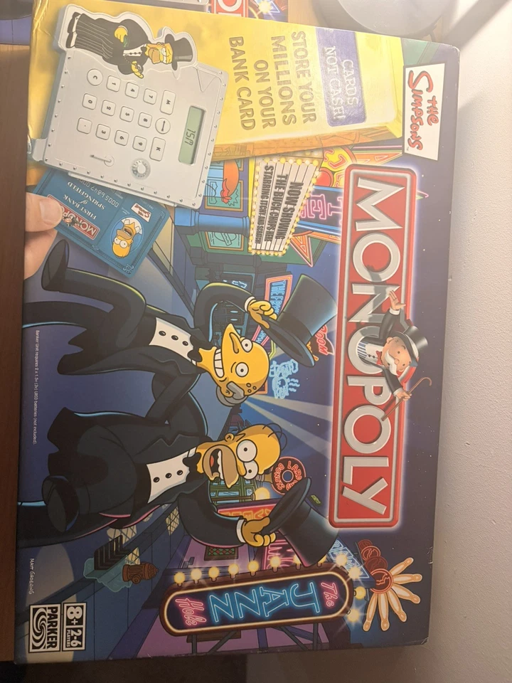 The Simpsons Monopoly Board Game by PARKER 2007 - Cards NOT Cash ! - Complete - Image 4 of 4
