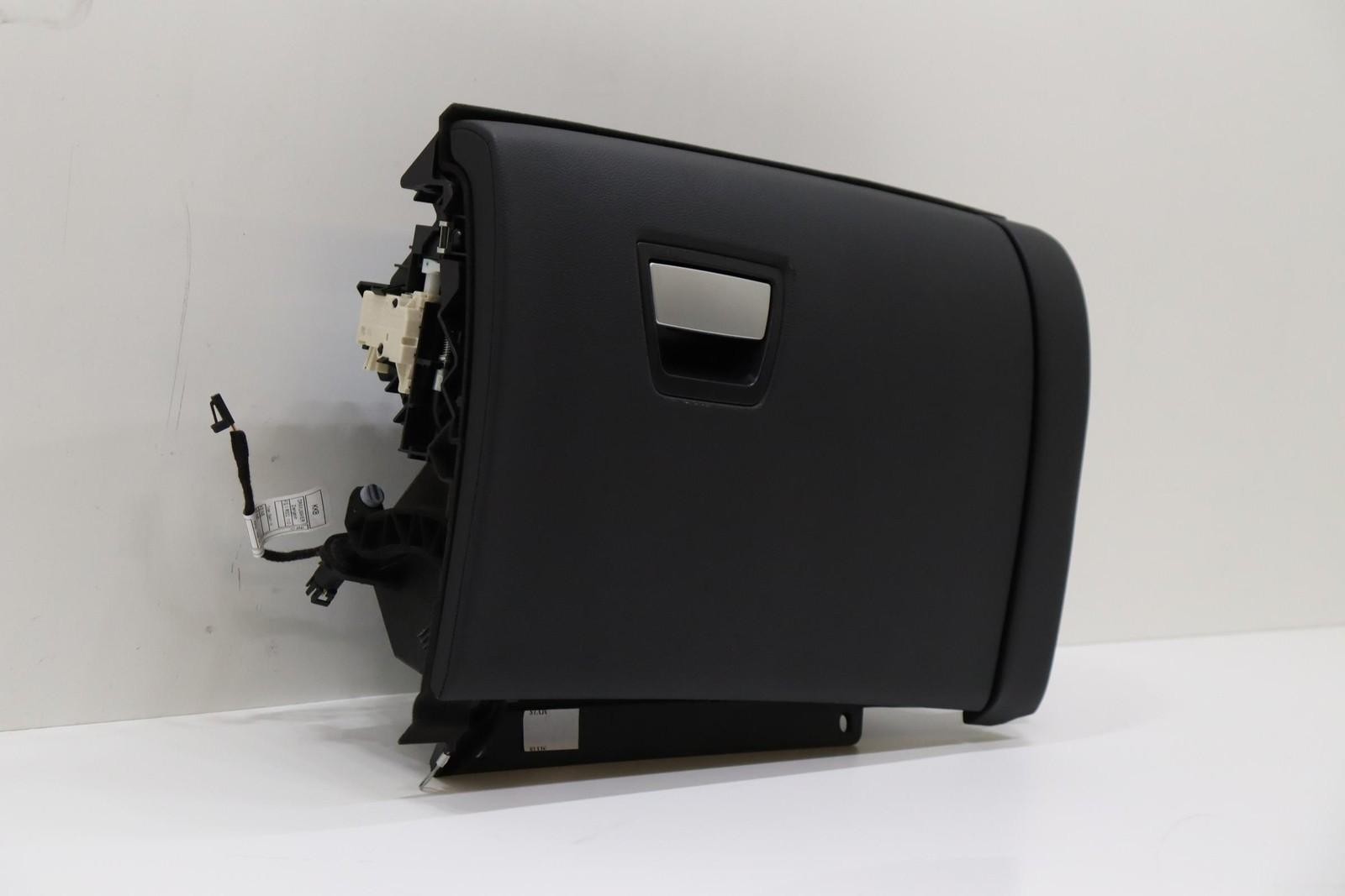 Maserati Ghibli 2017-2024 Glove box