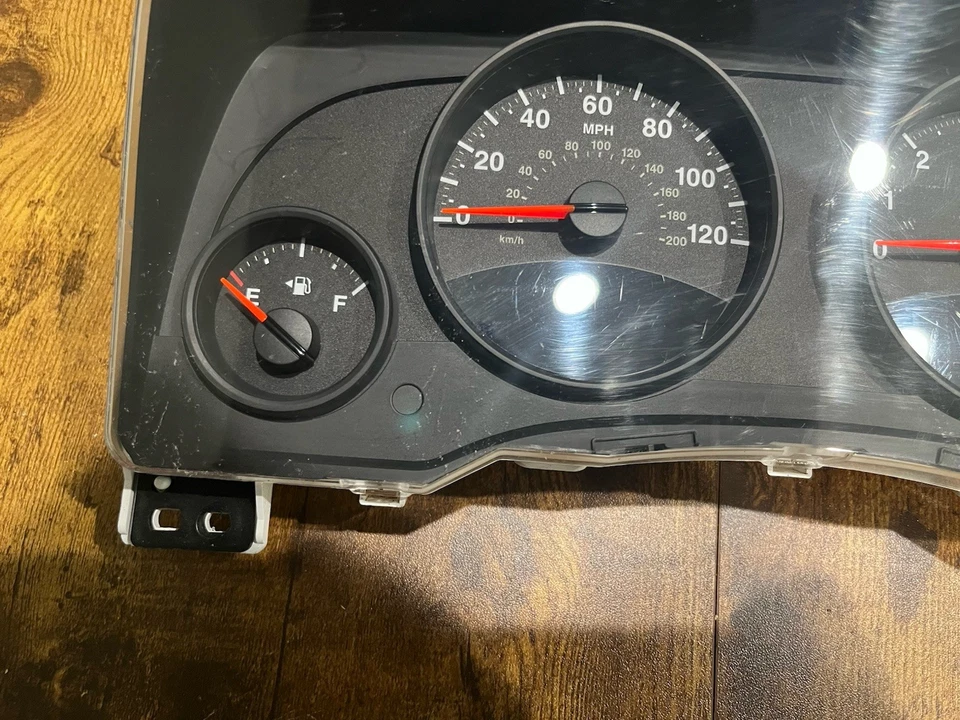 Cuadro de instrumentos velocímetro Jeep Compass 2011 2012 2013 Foto 4 de 4