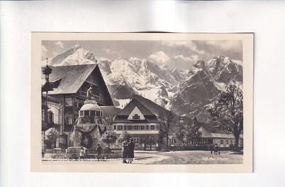 G1052 postcard postcard GARMISCH marketplace hotel Brunnen Zugspitze RPPC pos...