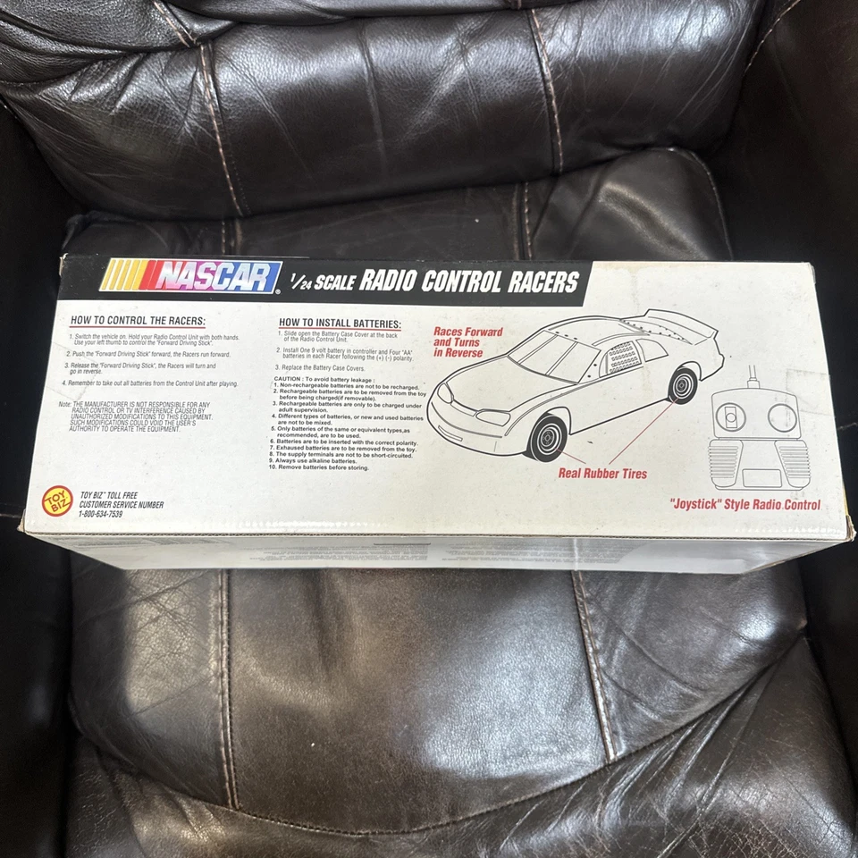 Coche NASCAR 97 2 piezas Jeff Gordon #24 y Dale Jarrett #88 escala 1/24 radio control Foto 2 de 4