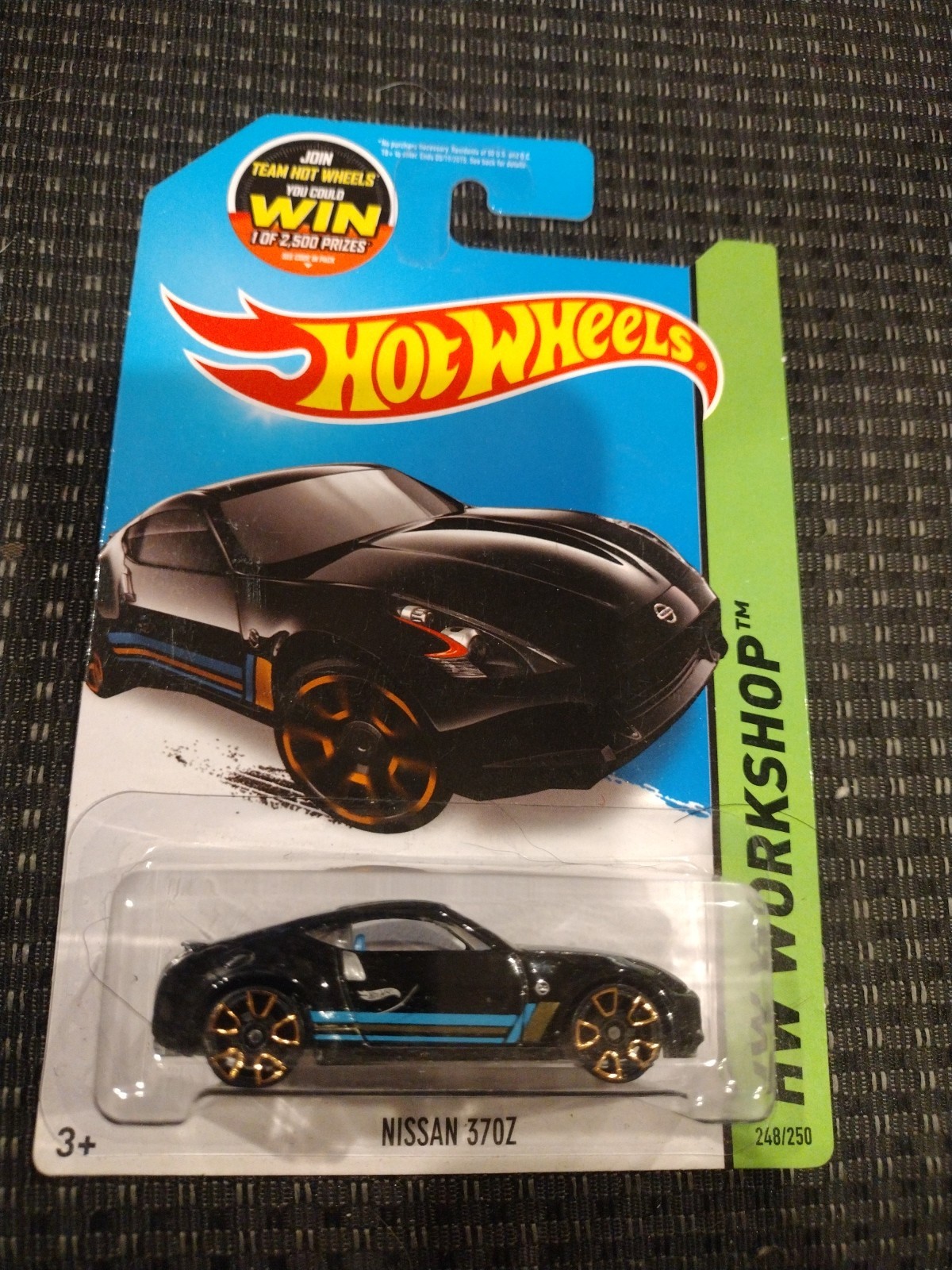 Hot Wheels HW Workshop Nissan 370z (Black/blue Stripe) #248/250 CFJ25 (T20)