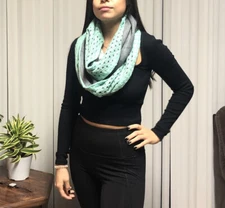 NWT Trillium Brand Women's Mint Knit Infinity Scarf