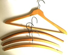 Lot of 4 unbranded Heavy Wooden Hangers 1 - for pants  Sturdy Brown  4/16"